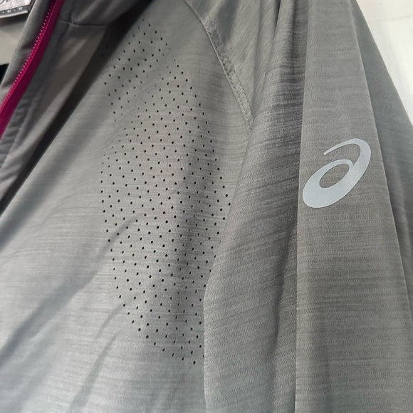 ⚡️2/$25⚡️ ASICS Women’s Run Light Jacket Gray Pink Trim | Windbreaker | Size M - Picture 5 of 10